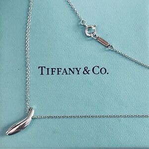 Tiffany & Co 💯% Auth Frank Gehry Fish Necklace w/Pouch ✨EUC✨
